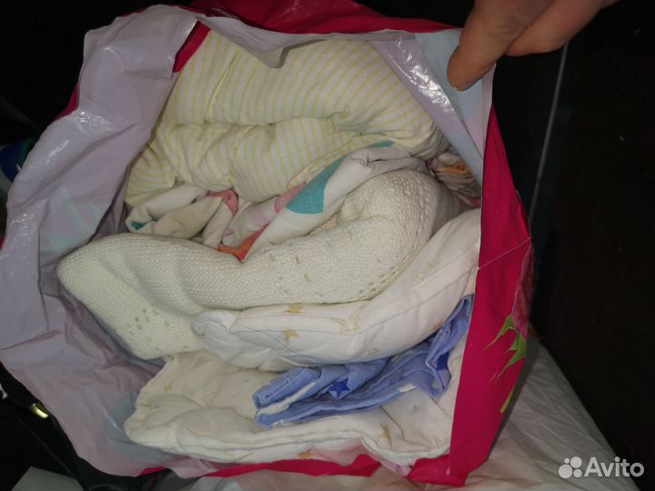 Обувь мальчику 25-27, постельное белье