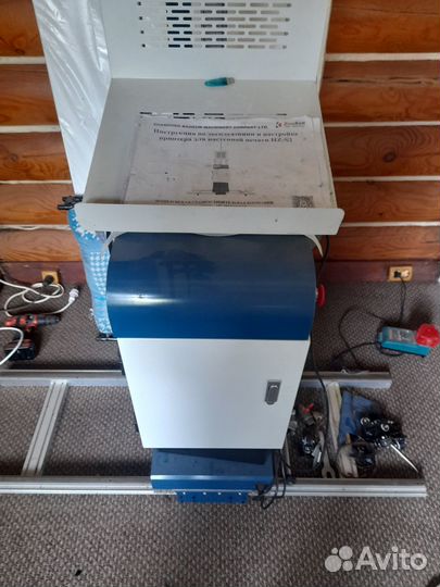 Вертикальный принтер для печати на стене