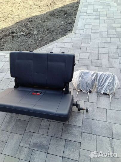 Третий ряд сидений mitsubishi pajero 4