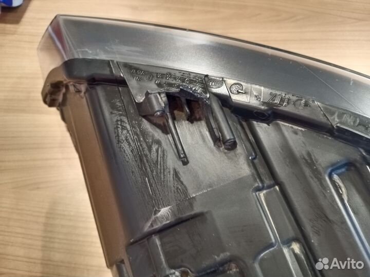 Фара передняя правая на volkswagen polo