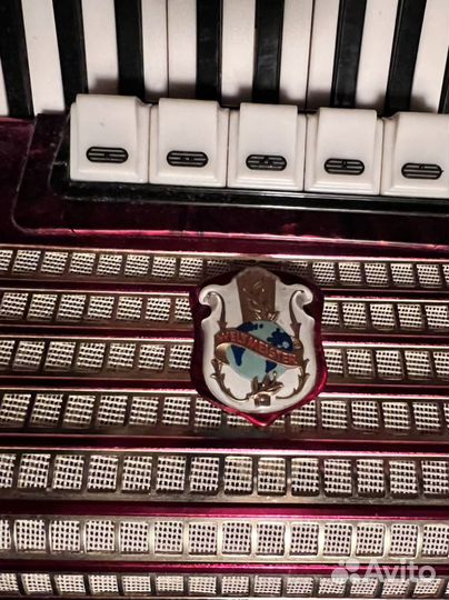 Аккордеон немецкий weltmeister 4/4