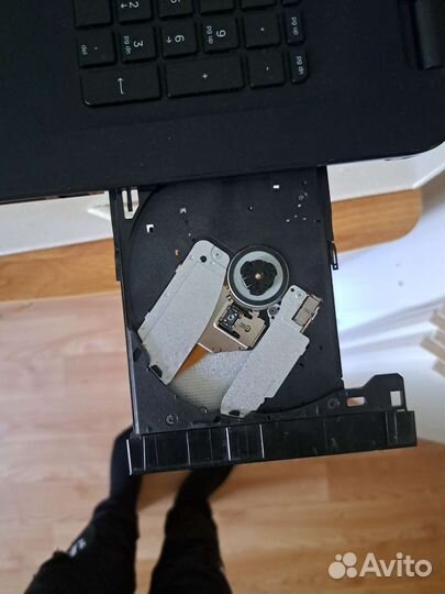 Ноутбук HP (рабочий)