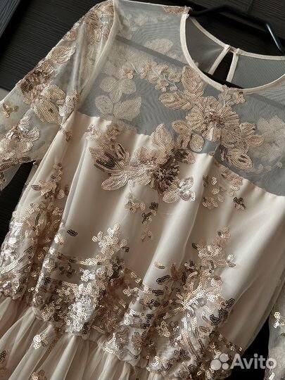 Платье вечернее с пайетками (размер S)