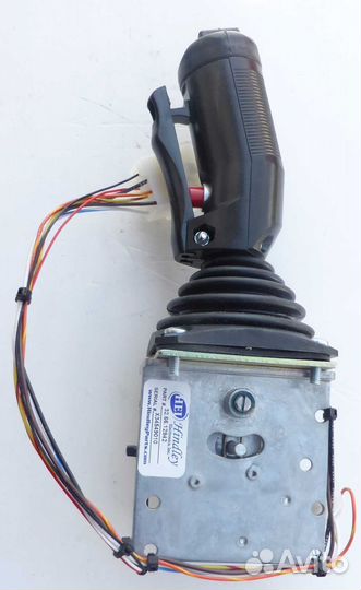 Джойстик хитачи zx210lck 9193403