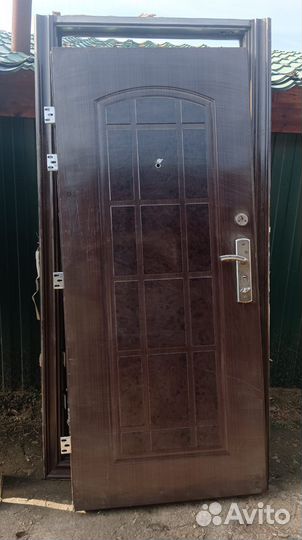 Дверь входная
