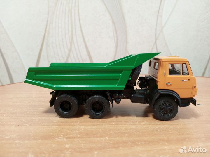 Модель грузовика Камаз-5511