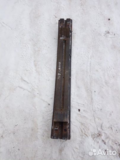 Усилитель бампера передний Lifan Solano 620