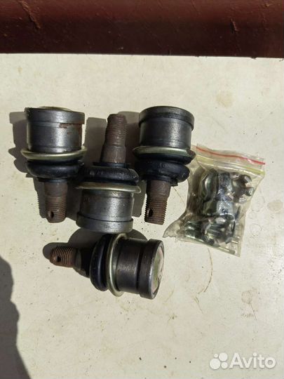 Шарнир рулевой тяги на Газель