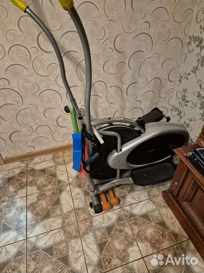 Эллиптический тренажер