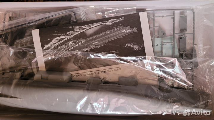 Модель авианосца Nimitz