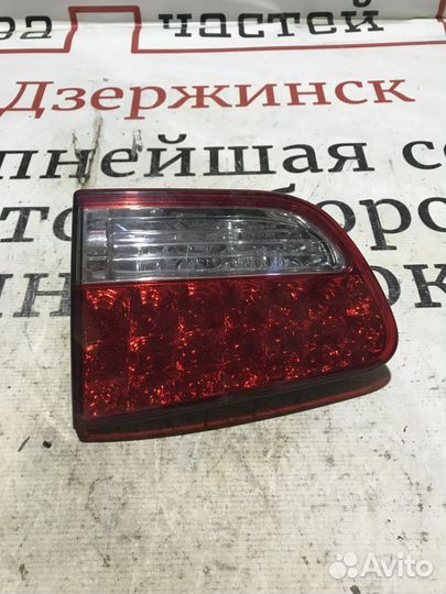 Фонарь задний внутренний правый Citroen C-Crosser