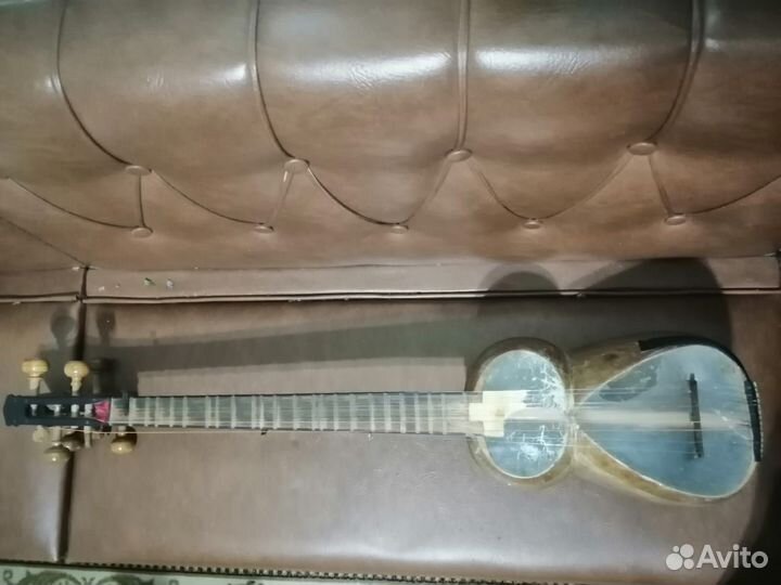 Азербайджанский тар