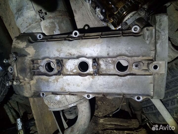 Крышка клапанная Hyundai Sonata EF 2,7л