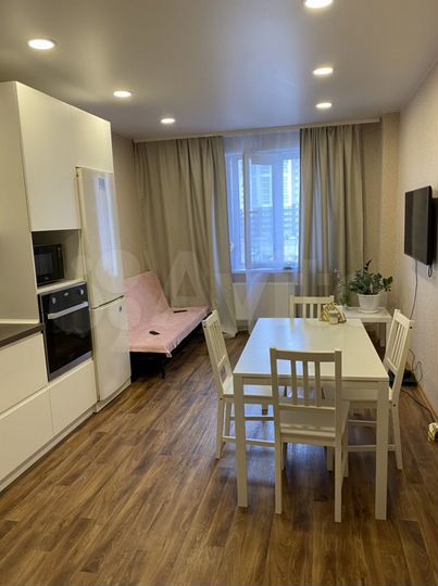 2-к. квартира, 67 м², 3/25 эт.