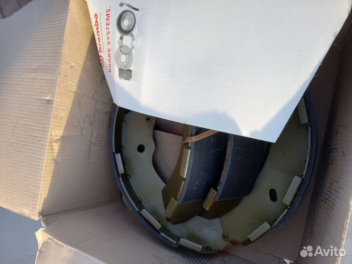 Колодки тормозные барабанные зад.Mitsubishi L200