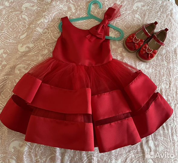 Нарядное платье