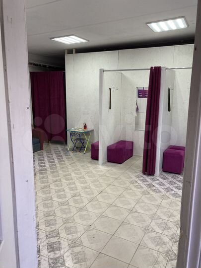 Торговое помещение, 101.5 м²