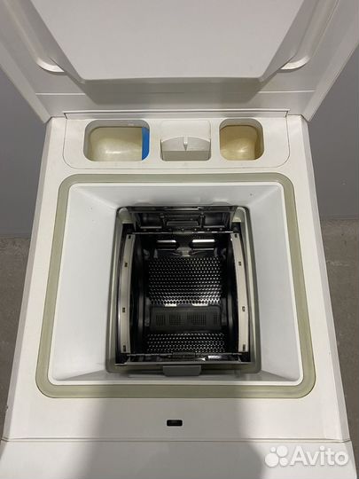 Стиральная машина с вертикальной загрузкой