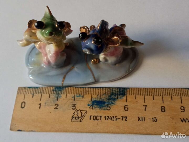Статуэтка фарфор