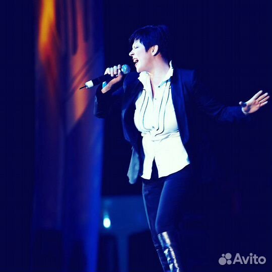 Композитор, аранжировщик, певица