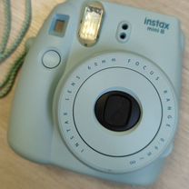 Пленочный фотоаппарат instax mini 8