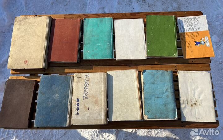 Книги лаз/лиаз/ автомобиль и др