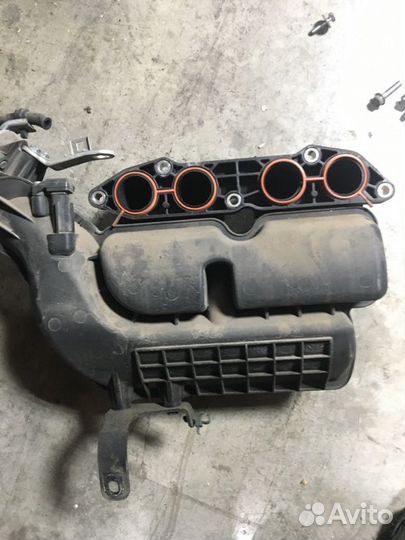 Коллектор впускной Honda Civic 8 4D LDA 1.3 гибрид