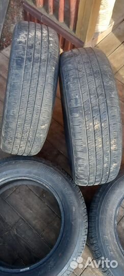 Bridgestone Dueler H/T 687 225/65 R17