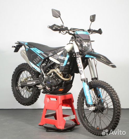 Мотоцикл Avantis Enduro 250 Инжектор exclusive