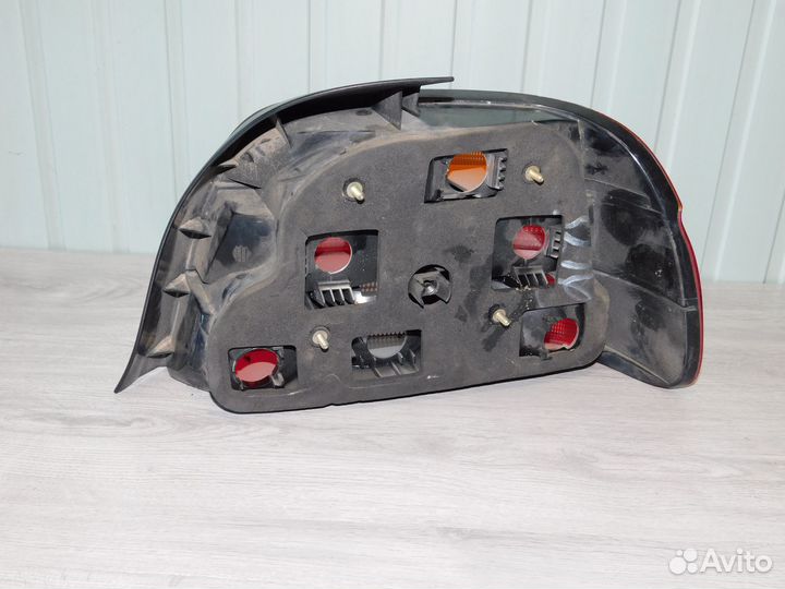 Фонарь задний левый Bmw 5 E39 M52B28 1998