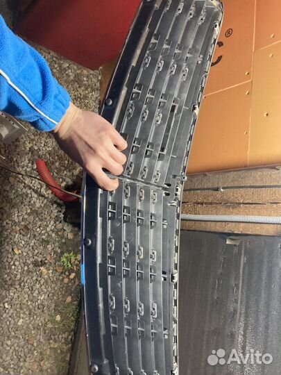 Решетка радиатора 221S