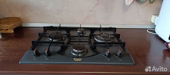 Газовая варочная панель 4 конфорки