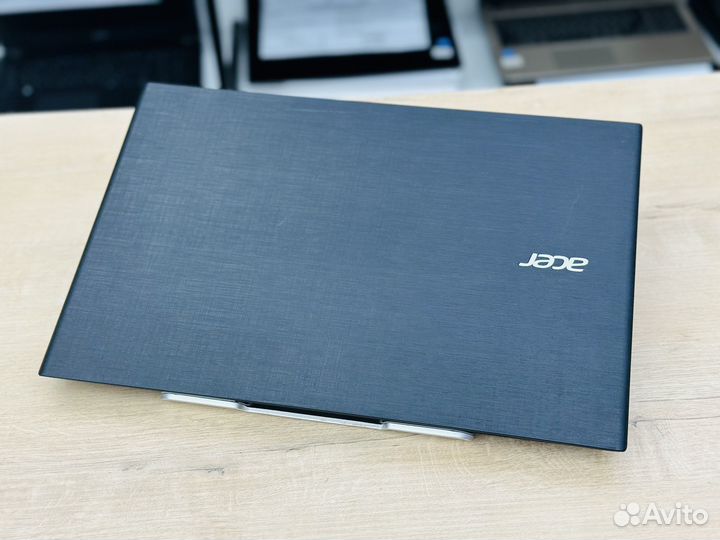 Игровой Acer Core i3-6006U/ 8 RAM/ GeForce 940
