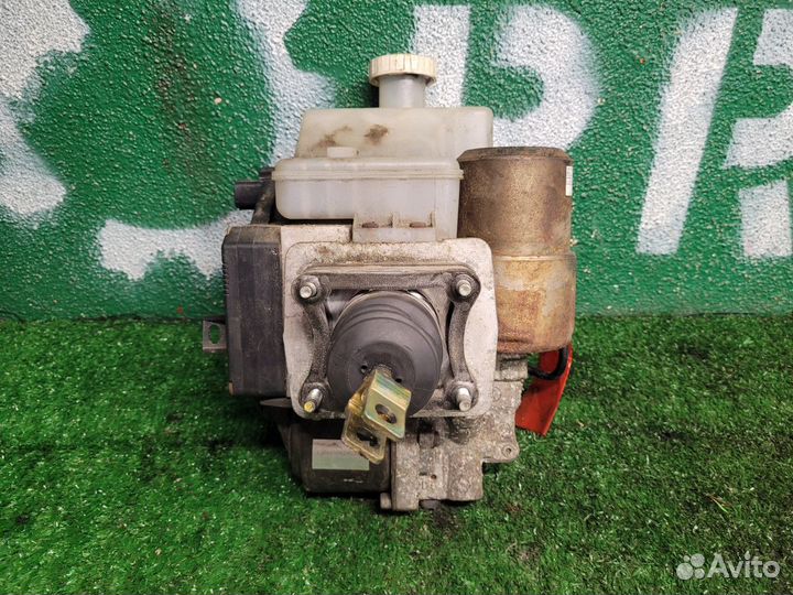 Главный тормозной цилиндр на Pajero 3 3.5 aisin