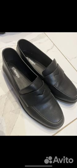 Лоферы женские