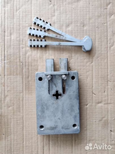 Ригельный замок