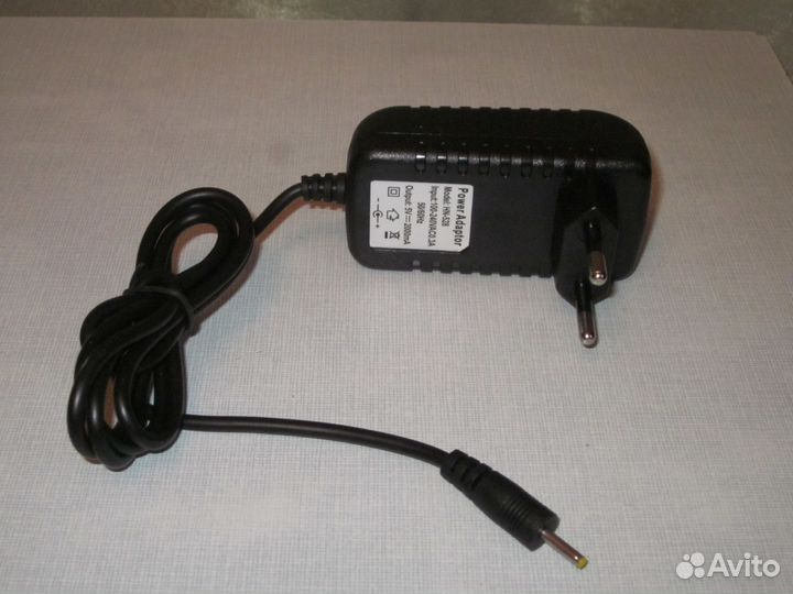 Зарядное устройство (зарядка) для планшетов книг