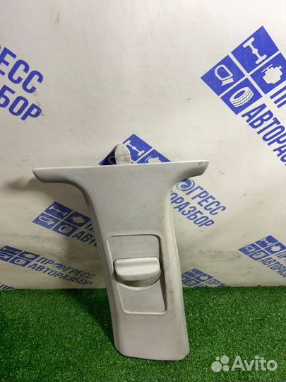 Обшивка стойки левая Volkswagen Golf 3 хэтчбек 1.8