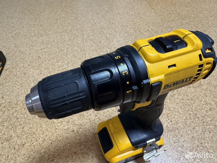 Шуруповерт dewalt dcd 780