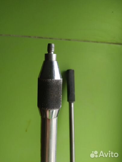 Микрофонная стойка с горизонтальной штангой