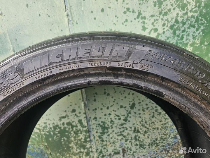 Michelin Pilot Sport 4 245/45 R19 и 275/40 R19