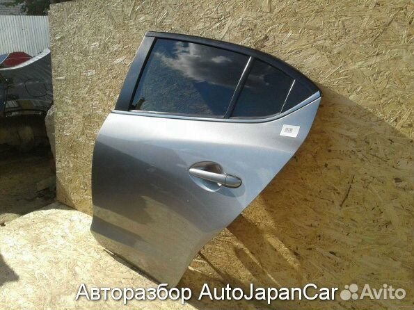 Мазда 3бм задняя левая дверь