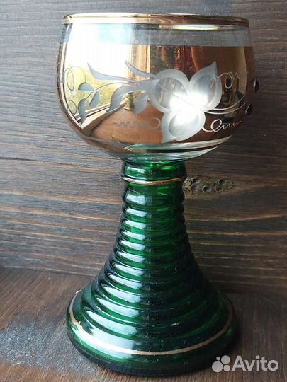 Ремер бокал