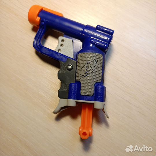 Бластер nerf jolt. Мини-бластер nerf. +2пули