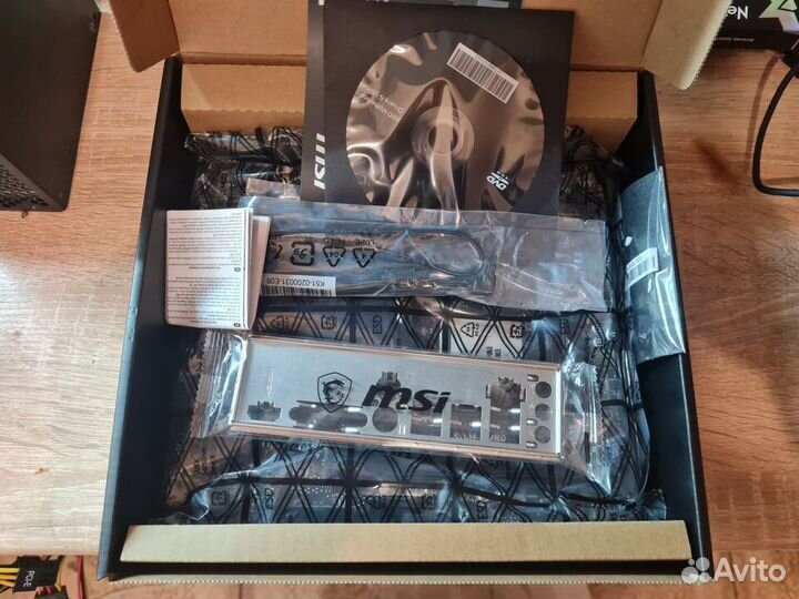 Ryzen 5 5600G материнская плата память 16Гб 3600мг