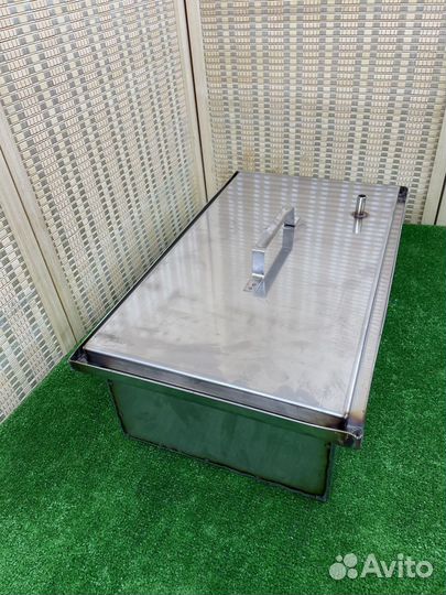 Коптильня с гидрозатвором