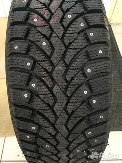 Formula Ice 215/50 R17 95T