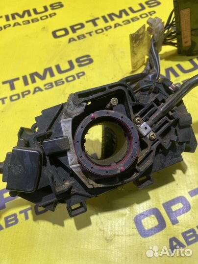 Подрулевой переключатель Toyota corolla E100