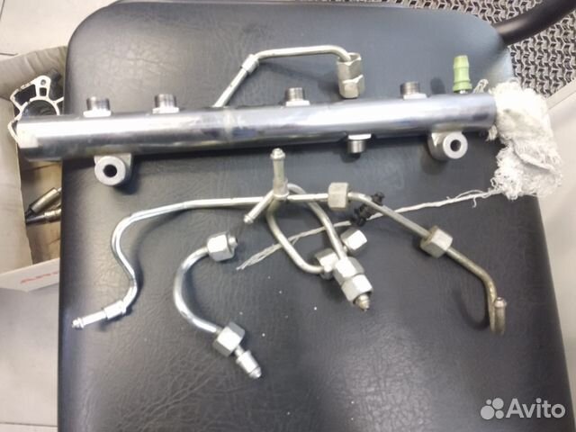 Топливная рейка (рампа ) Iveco Daily 3.0