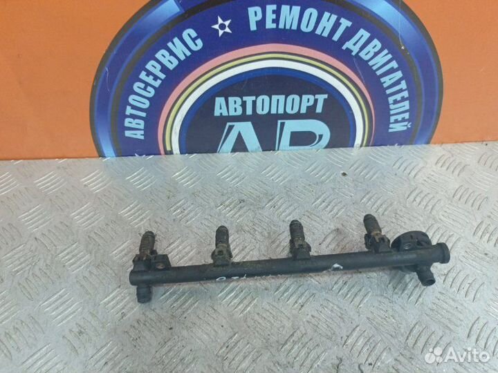 Топливная рампа с форсунками Renault Megane K4M